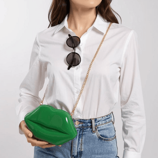 This Kiss Clutch - La Luz Boutique