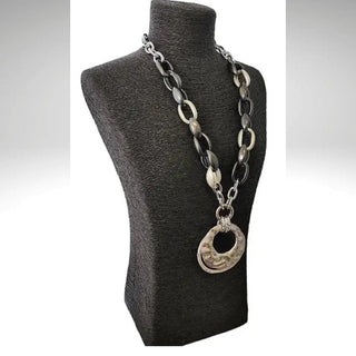 'Nadia' Link Chain and Pendant Necklace - La Luz Boutique
